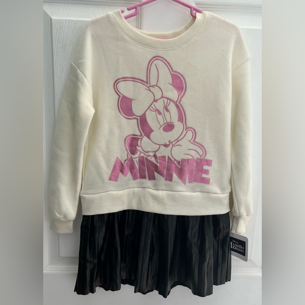 Disney Minnie Mouse Outfit, Girls Size 4/5 NWT